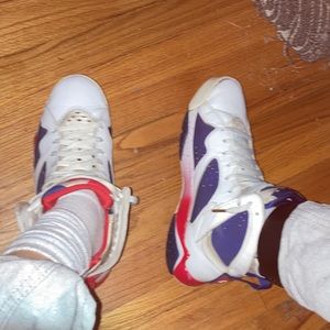 AIR JORDAN MEN SHOES SIZE 10 refixed toe box needs help still